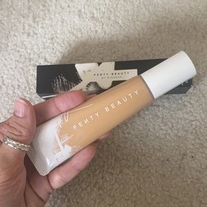 Fenty Pro Filt’r Foundation (Never Used)